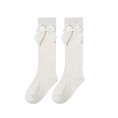 Бели чорапи с панделка